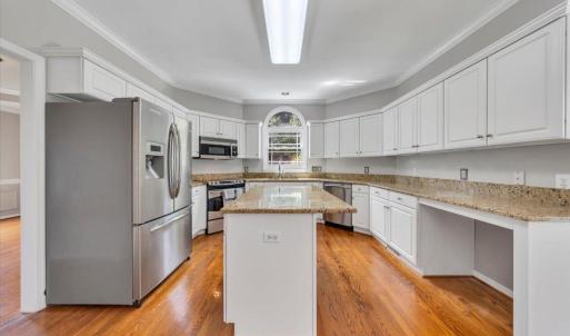 Photo #8 of 7706 Hollins Court Circle, Roanoke, VA 0.4 acres