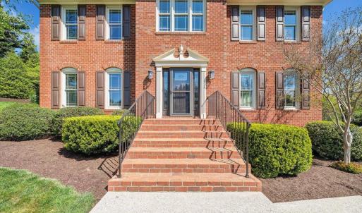 Photo #2 of 7706 Hollins Court Circle, Roanoke, VA 0.4 acres