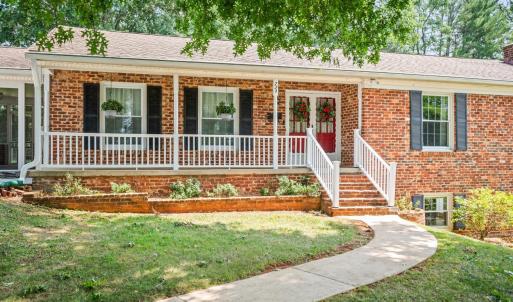 Photo #2 of 724 Chikasaw Road, Lynchburg, VA 0.4 acres