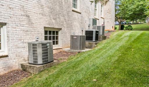 Photo #76 of 1913 Royal Oak Drive, Lynchburg, VA 2.4 acres