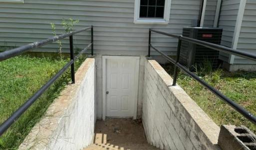 Photo #7 of 2140 E Hyco Road, South Boston, VA 1.0 acres