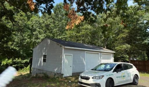 Photo #5 of 2140 E Hyco Road, South Boston, VA 1.0 acres