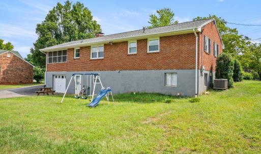 Photo #31 of 2002 Roundelay Road, Lynchburg, VA 0.4 acres