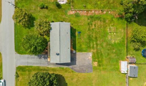 Photo #36 of 2002 Roundelay Road, Lynchburg, VA 0.4 acres