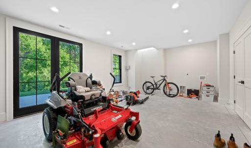 Photo #68 of 111 Waterton Drive, Lynchburg, VA 2.3 acres