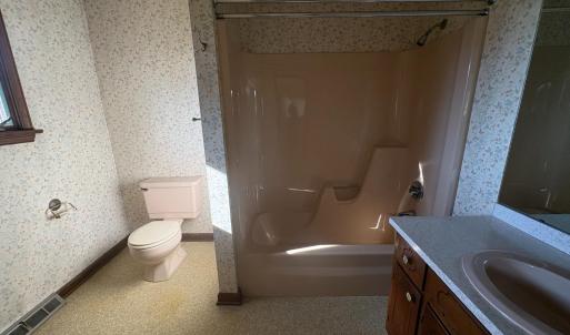 Photo #10 of 1729 Oakwood Street, Bedford, VA 0.7 acres