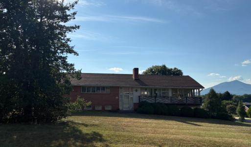 Photo #14 of 1729 Oakwood Street, Bedford, VA 0.7 acres
