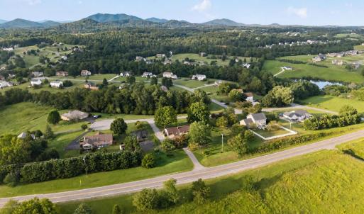 Photo #82 of 8450 Forest Road, Goode, VA 1.0 acres