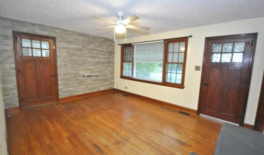 Photo #3 of 17817 Leesville Road, Evington, VA 1.2 acres
