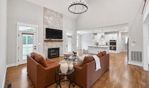 Photo #8 of 304 Two Creek Drive, Lynchburg, VA 0.7 acres
