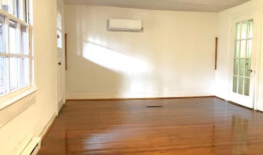 PRIMARY BEDROOM 1ST FLOOR UNSTAGED
