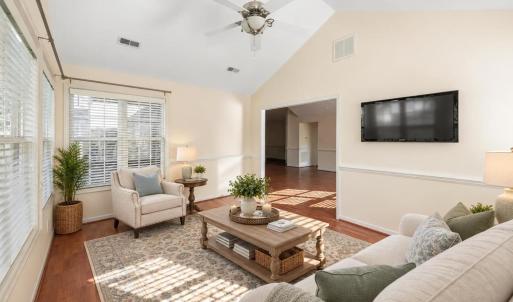 Virtually staged sunroom