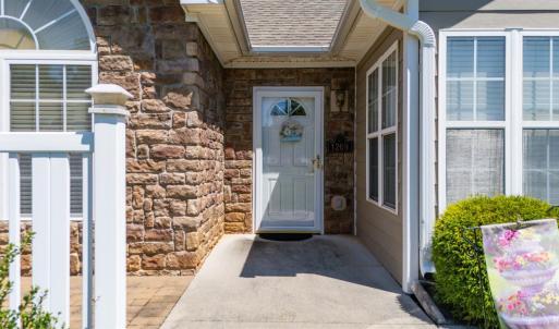 Photo #2 of 1269 Jefferson Way, Forest, VA