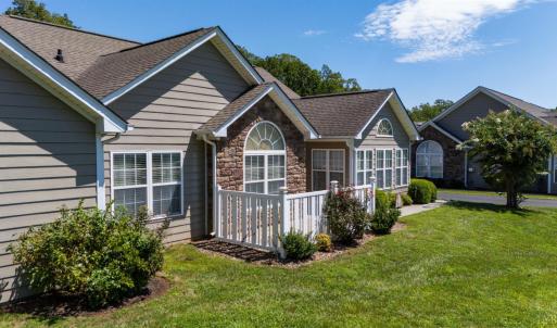 Photo #4 of 1269 Jefferson Way, Forest, VA