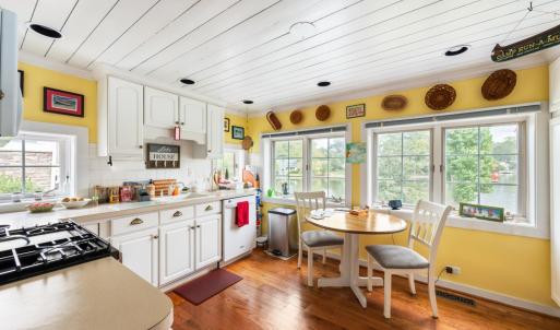 Photo #13 of 1740 Timberlake Drive, Lynchburg, VA 0.4 acres