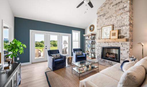 Additional window allows for more natural sunlight and panoramic mountain views.