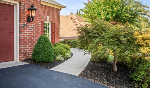 Photo #3 of 6551 Fairway Estates Drive, Roanoke, VA 0.2 acres
