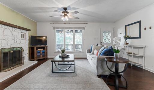 Photo #10 of 533 Timberlake Drive, Lynchburg, VA 0.4 acres