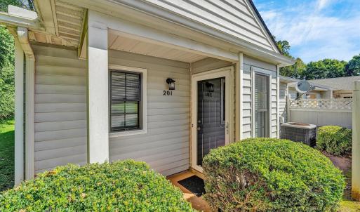 Photo #3 of 201 Countryplace Lane, Lynchburg, VA 0.1 acres