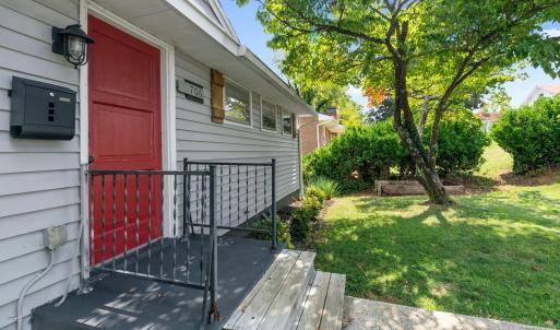 Photo #39 of 706 Crestwood Circle, Lynchburg, VA 0.2 acres
