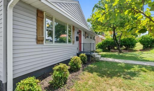 Photo #37 of 706 Crestwood Circle, Lynchburg, VA 0.2 acres