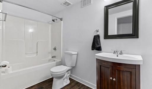 Photo #22 of 706 Crestwood Circle, Lynchburg, VA 0.2 acres