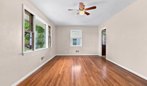 Photo #4 of 706 Crestwood Circle, Lynchburg, VA 0.2 acres