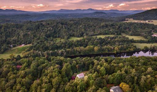 Photo #13 of 1132 James View Drive, Lynchburg, VA 3.2 acres