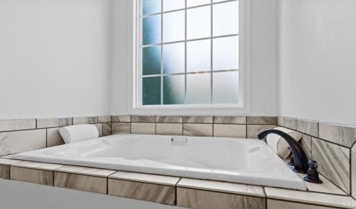 Primary bath soaking tub.