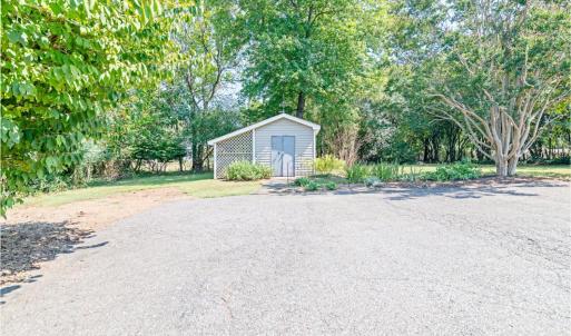 Photo #27 of 580 Kenmore Road, Amherst, VA 0.6 acres