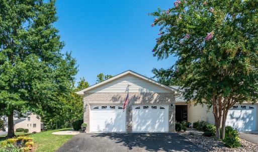Photo #2 of 1040 Walnut Crest Court, Bedford, VA 0.1 acres