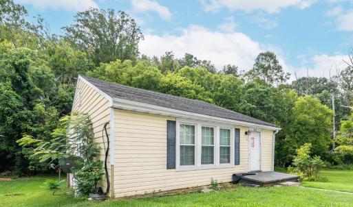 Photo #3 of 840 Old Forest Road, Lynchburg, VA 0.1 acres