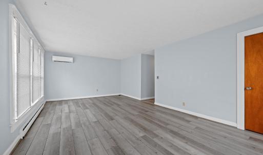 And a closet!