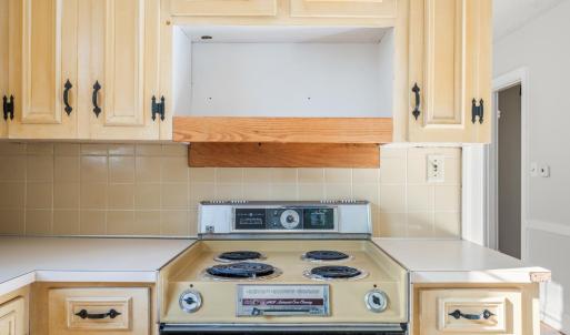 Photo #21 of 1116 Chestnut Hill Drive, Lynchburg, VA 0.4 acres