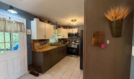 Photo #4 of 132 Troy Lane, Madison Heights, VA 0.6 acres