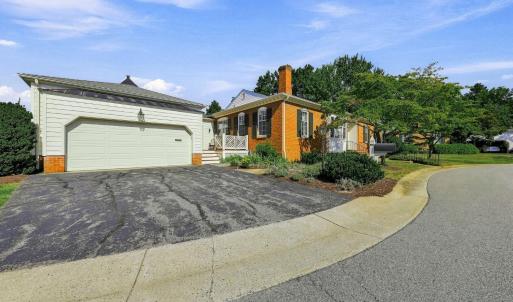 Photo #35 of 301 Barkley Court, Lynchburg, VA 0.1 acres