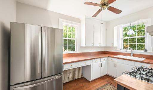 Photo #13 of 1502 Morrison Drive, Lynchburg, VA 0.3 acres