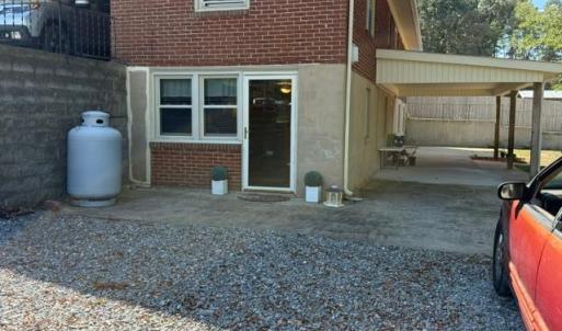 Photo #5 of 1065 Lynch  Mill Road, Altavista, VA 1.7 acres