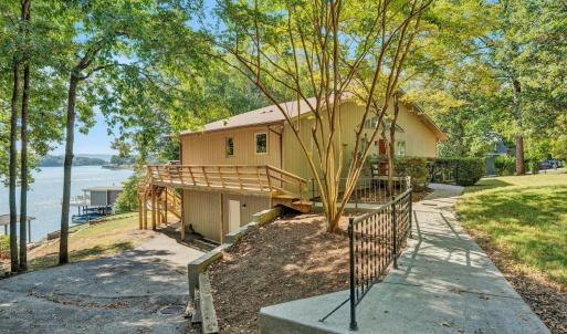 Photo #3 of 3388 Lakewood Forest Road, Moneta, VA 0.8 acres