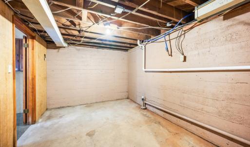 Photo #31 of 1435 Belmont Drive, Bedford, VA 0.8 acres