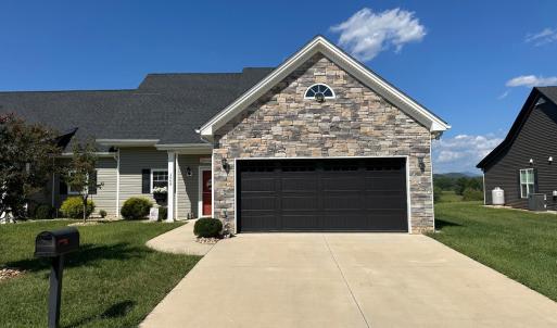 Photo #32 of 1068 Grandset Drive, Forest, VA 0.1 acres