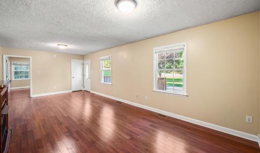 Photo #5 of 2898 White House Road, Moneta, VA 1.1 acres