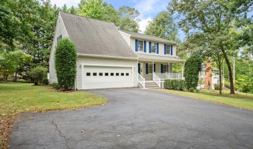Photo #3 of 207 Hunters Creek Rd, Forest, VA 0.5 acres