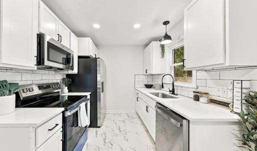 Photo #10 of 178 Greenwood Drive, Madison Heights, VA 0.7 acres