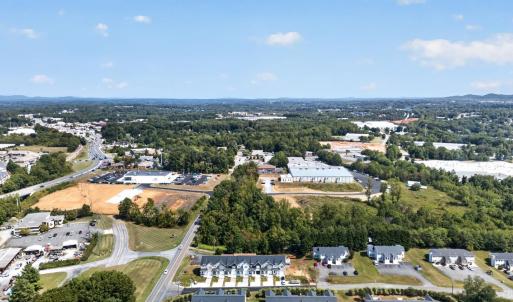 Photo #34 of 1022 Homestead Garden Court, Forest, VA 0.1 acres