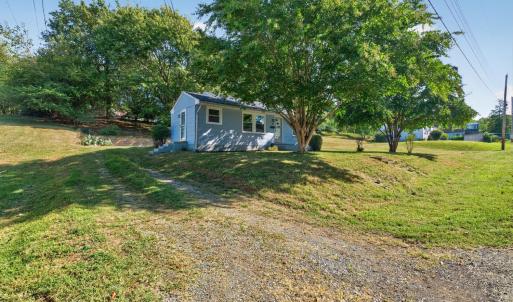 Photo #18 of 804 Randolph Street, Bedford, VA