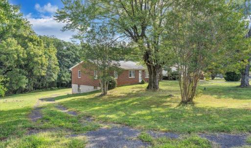 Photo #2 of 1016 Greenfield Road, Bedford, VA 0.5 acres
