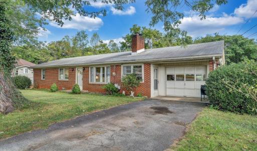 Photo #4 of 1016 Greenfield Road, Bedford, VA 0.5 acres