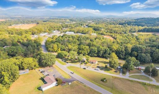 Photo #15 of 1016 Greenfield Road, Bedford, VA 0.5 acres