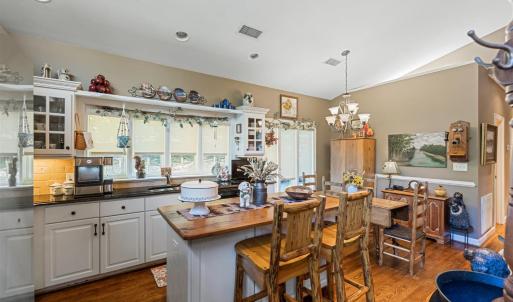 Photo #4 of 975 Kingswood Lane, Lynchburg, VA 6.3 acres